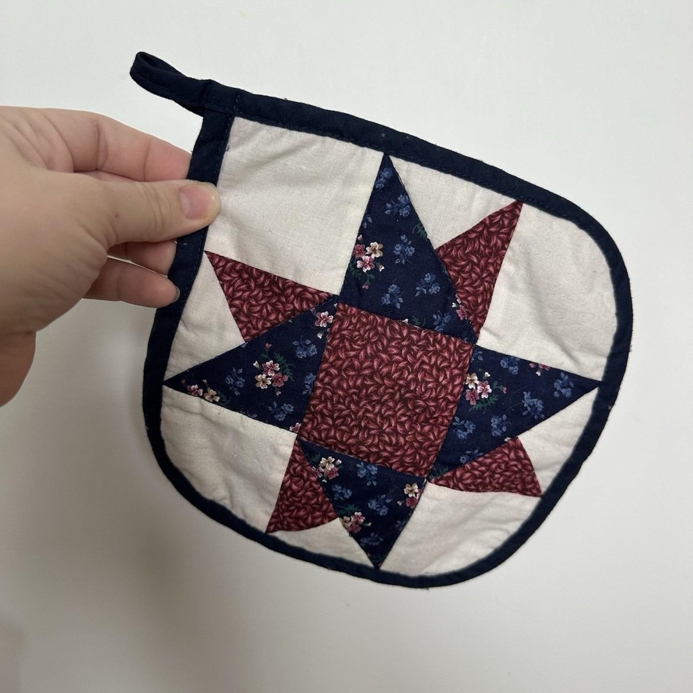 VTG Primitive Quilted Star Pot Holder Red White‎ Blue Floral 7x7 100% Cotton